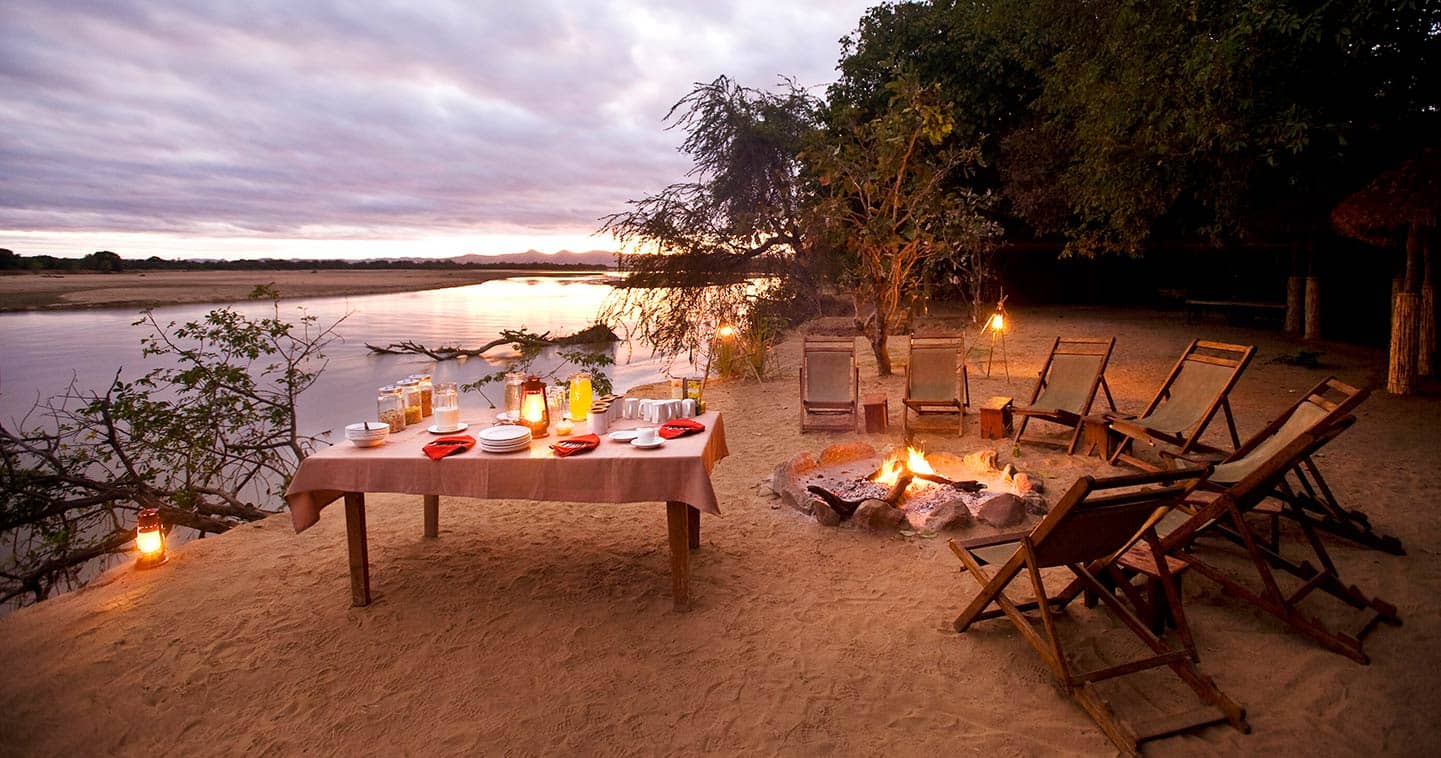 Enjoy Breakfast at the Boma in Island Bush Camp