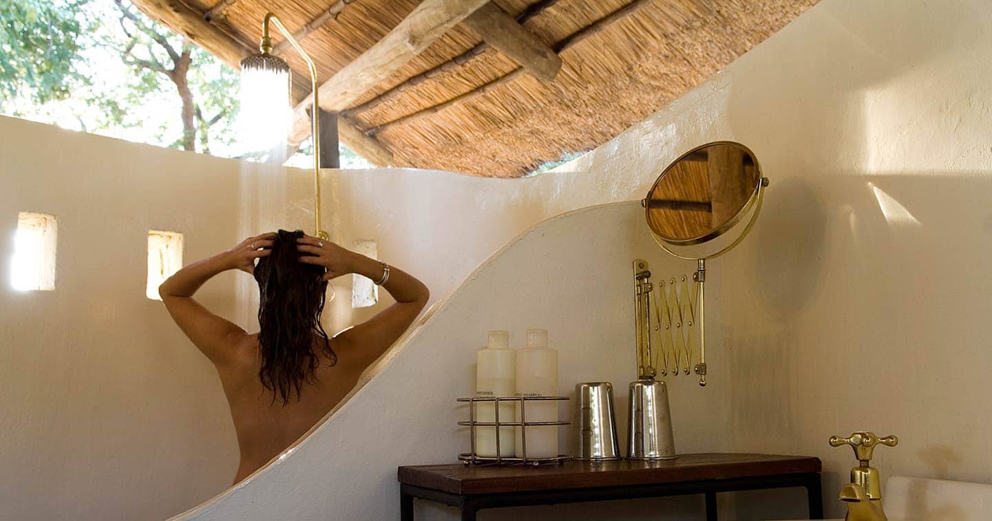 Nsefu Camp in Zambia - bathroom